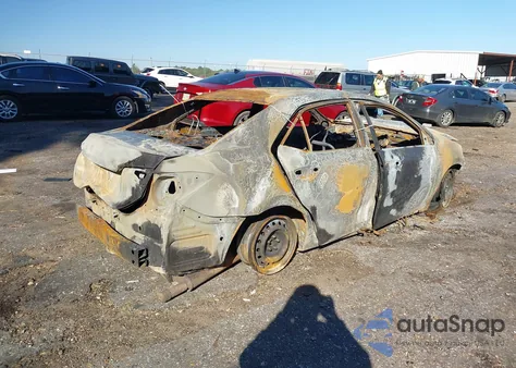 2017 Toyota Corolla Le z USA, uszkodzony, nr VIN 5YFBURHE5HP681503